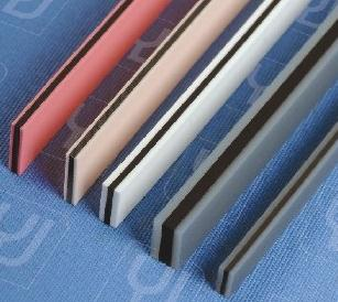 Precision Link: LCM 디스플레이 모듈의 전도성 고무 커넥터 기술 해독